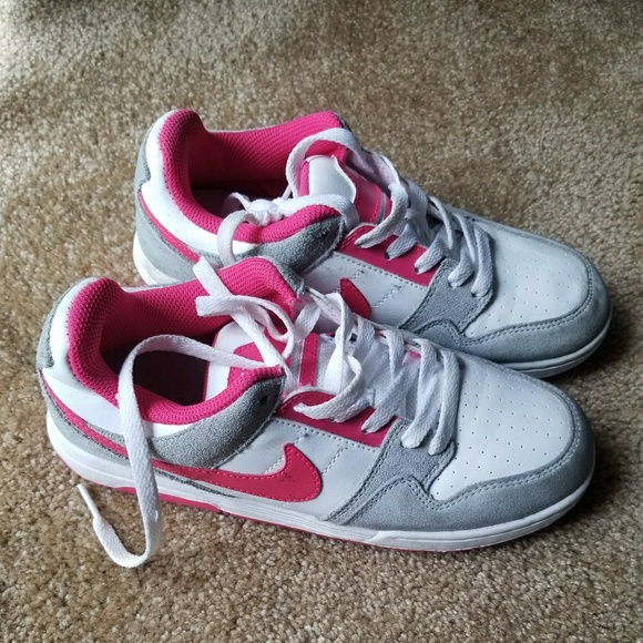 Nike Sneakers - Picture 2 of 2